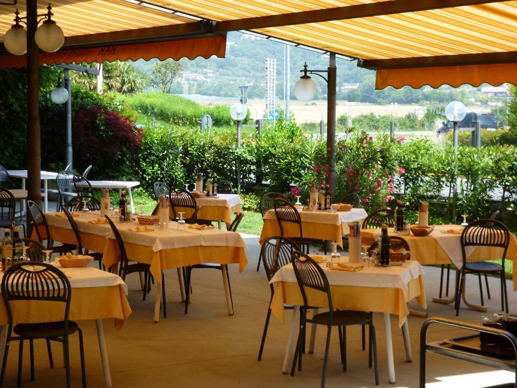 Albergo Villa Eva Costermano Exterior photo